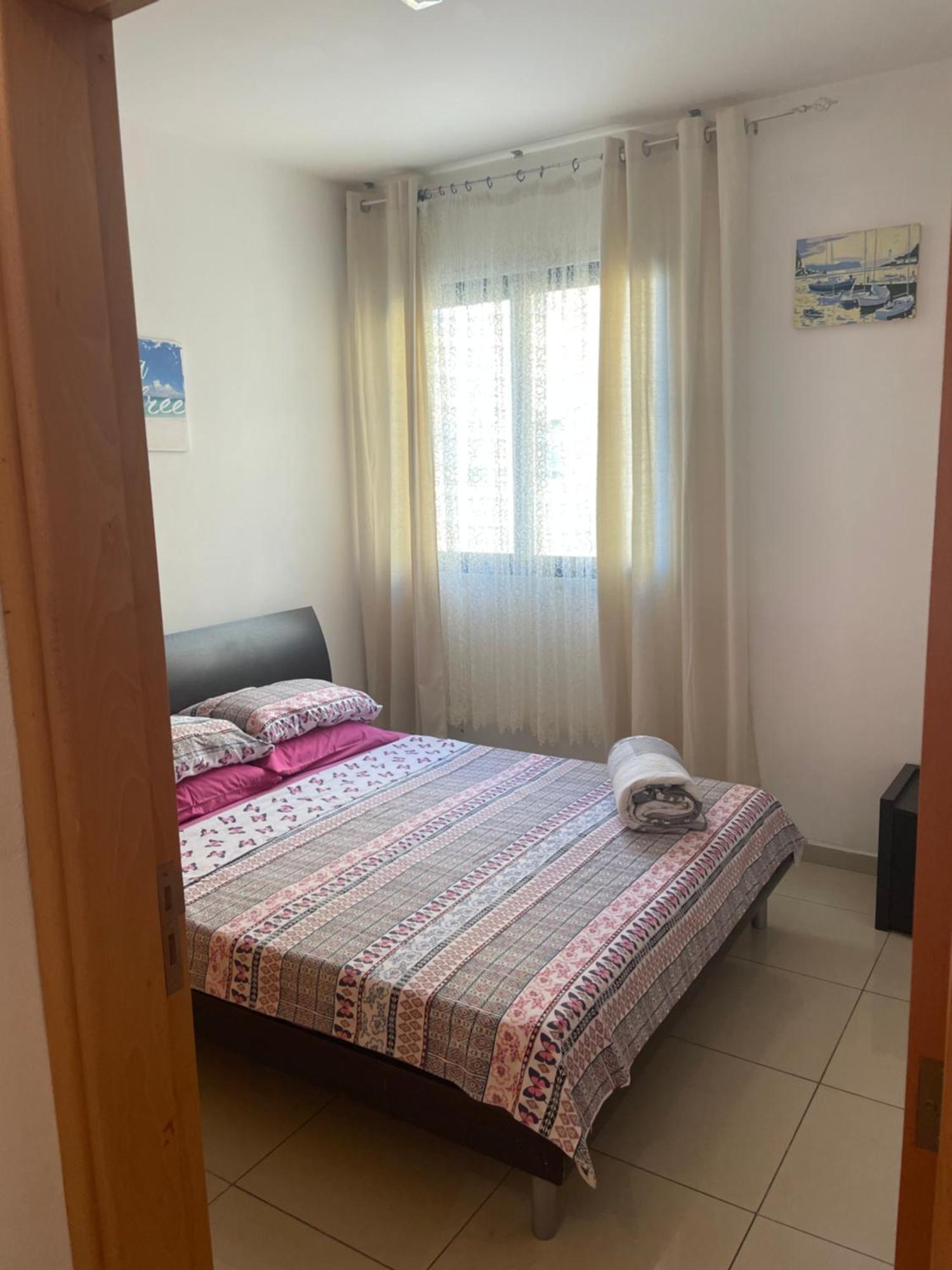 VIP Resort Apartment on Makenzie Beach Larnaca Buitenkant foto